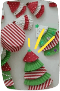 Juletræ lavet af cupcakeforme
